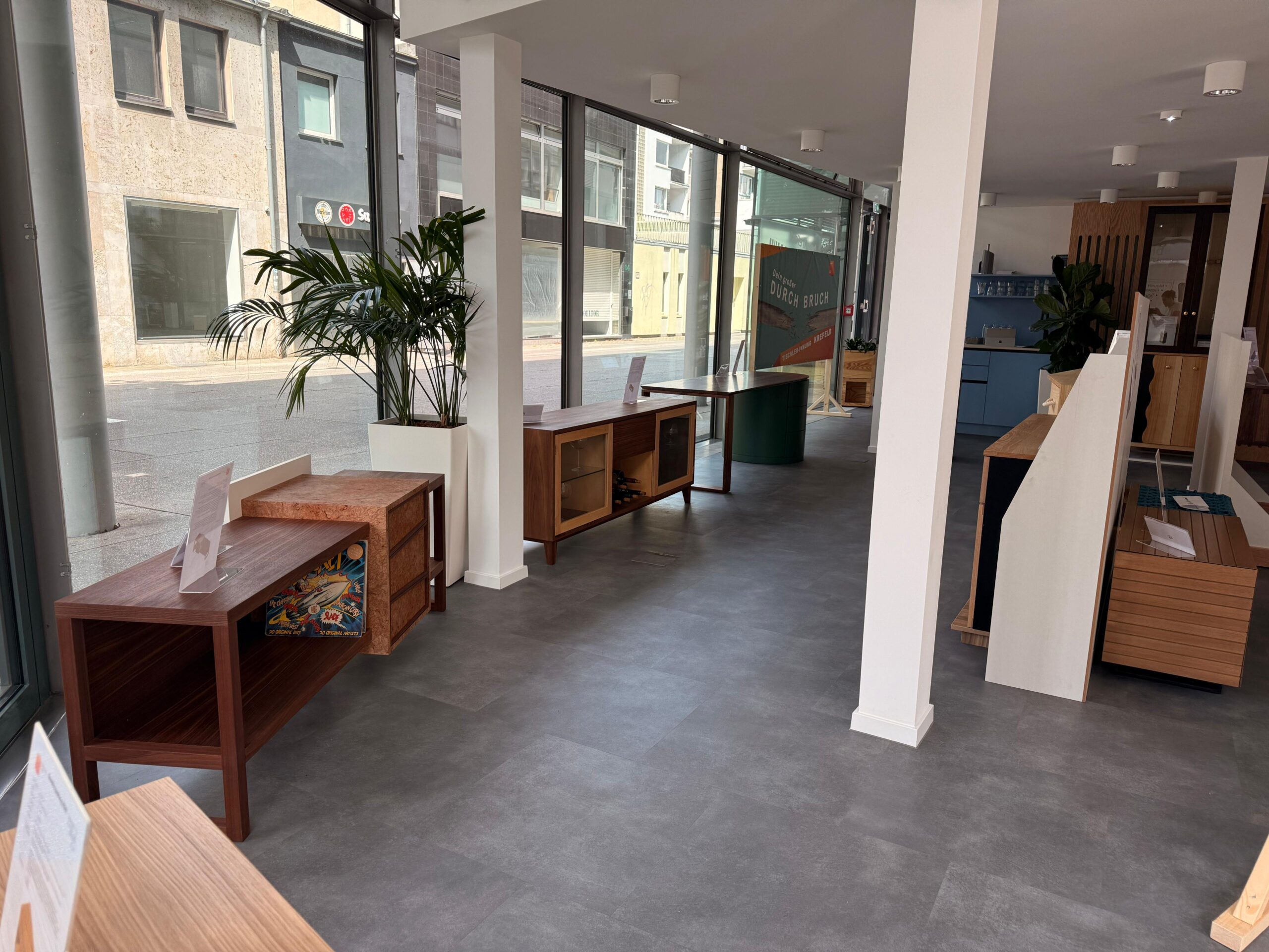 Ausstellung der Gesellenstücke der Tischler-Innung Krefeld